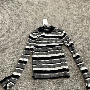 H&M long sleeve top